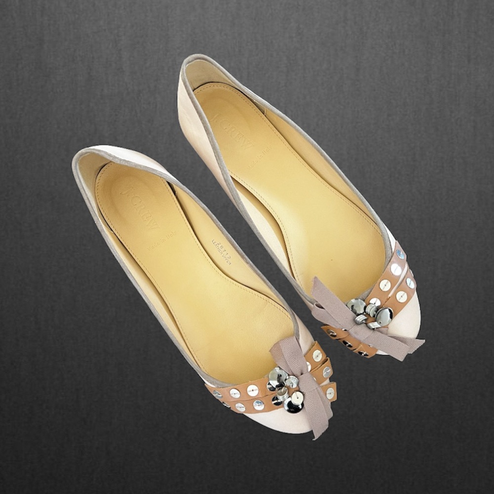 💚 J. CREW💚 Light Pink Round Toe Flats